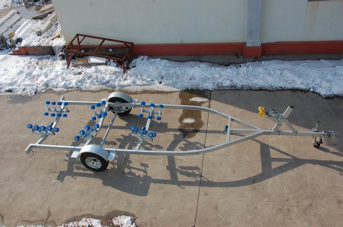 Single Axle Galvanized Steel Boat Trailer 680 Cm 356 Kgs For Fiberglass