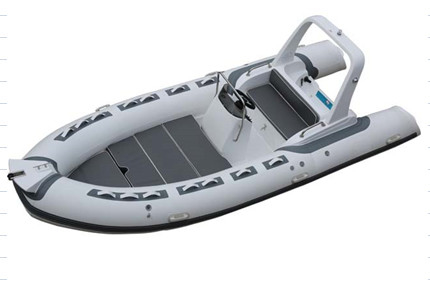 China 2022  inflatable  boat with motor 17ft PVC or hypalon with sundeck light grey RIB520C supplier
