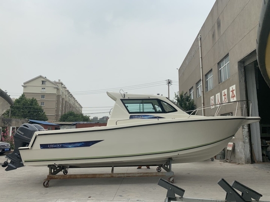 China 2023 new 27ft GRP boat for fishing and  recreation with 8 persons crew with cabin supplier
