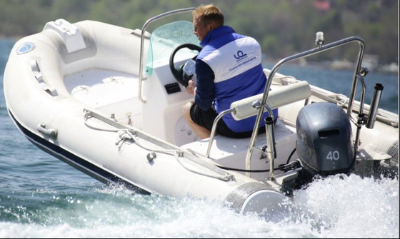 Experience the Thrill of 25-30 Knots with Our Inflatable Small Boat Non-slip Deck Included supplier